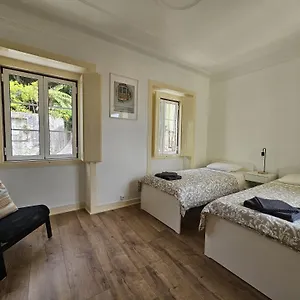 Maria Saudade Apartment